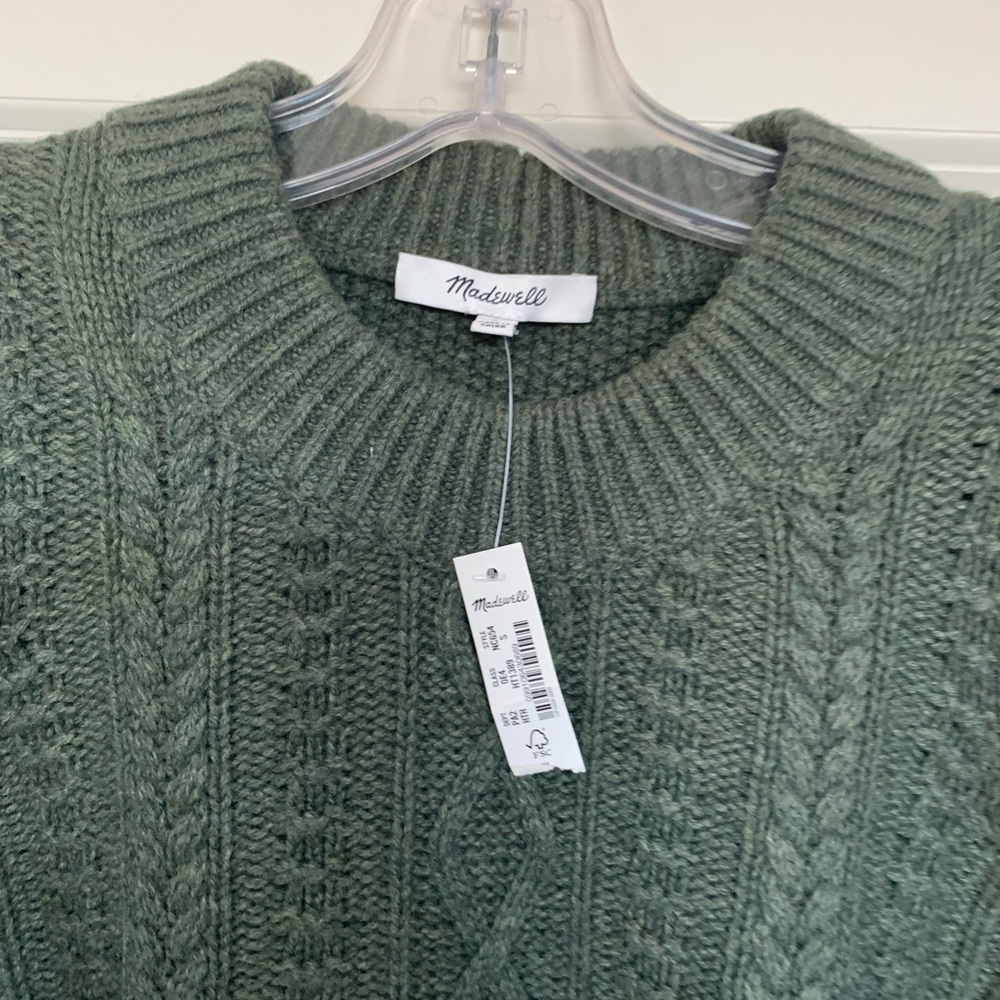 Hollydene Ruffle-Shoulder Pullover Sweater - Picture 6 of 10